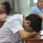 Mang điện thoại vào phòng thi tốt nghiệp THPT bị xử lý ra sao?