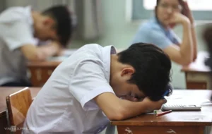 Mang điện thoại vào phòng thi tốt nghiệp THPT bị xử lý ra sao?